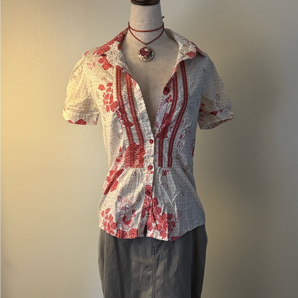 Monteau Red and White Floral Button Down Shirt